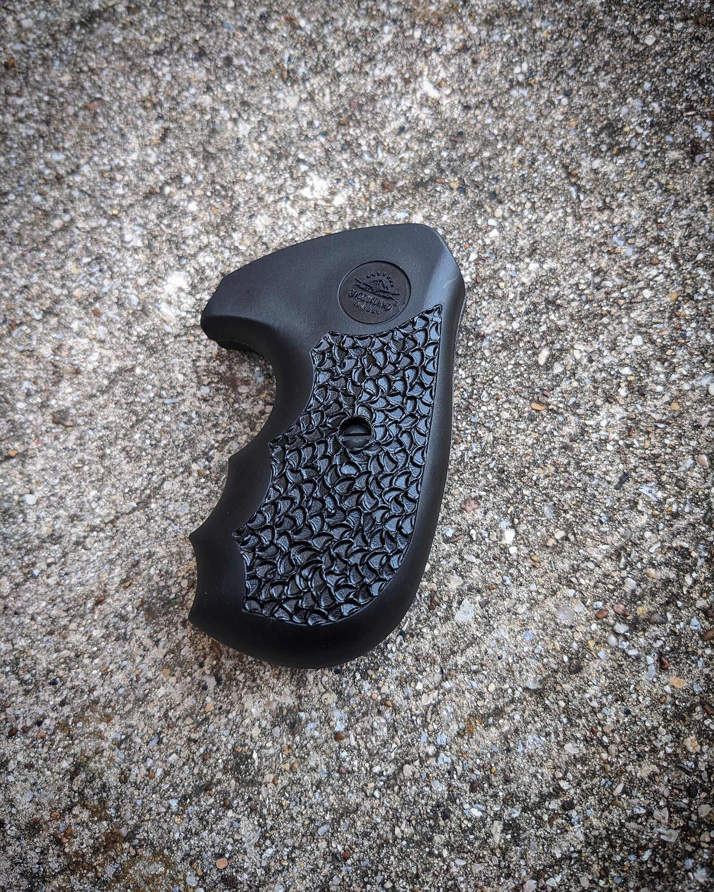 Armscor Rock Island Armory M200 M206 Polymer Grip Stippled - Talons -Half