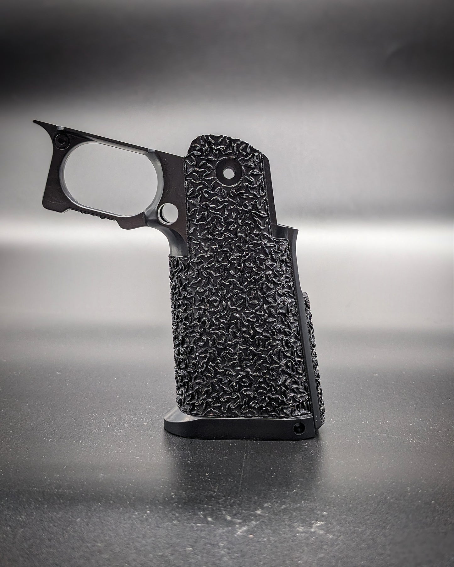 Cow Cow Hi-Capa 4.3/5.1 Stippled Grip - Tri-Hard