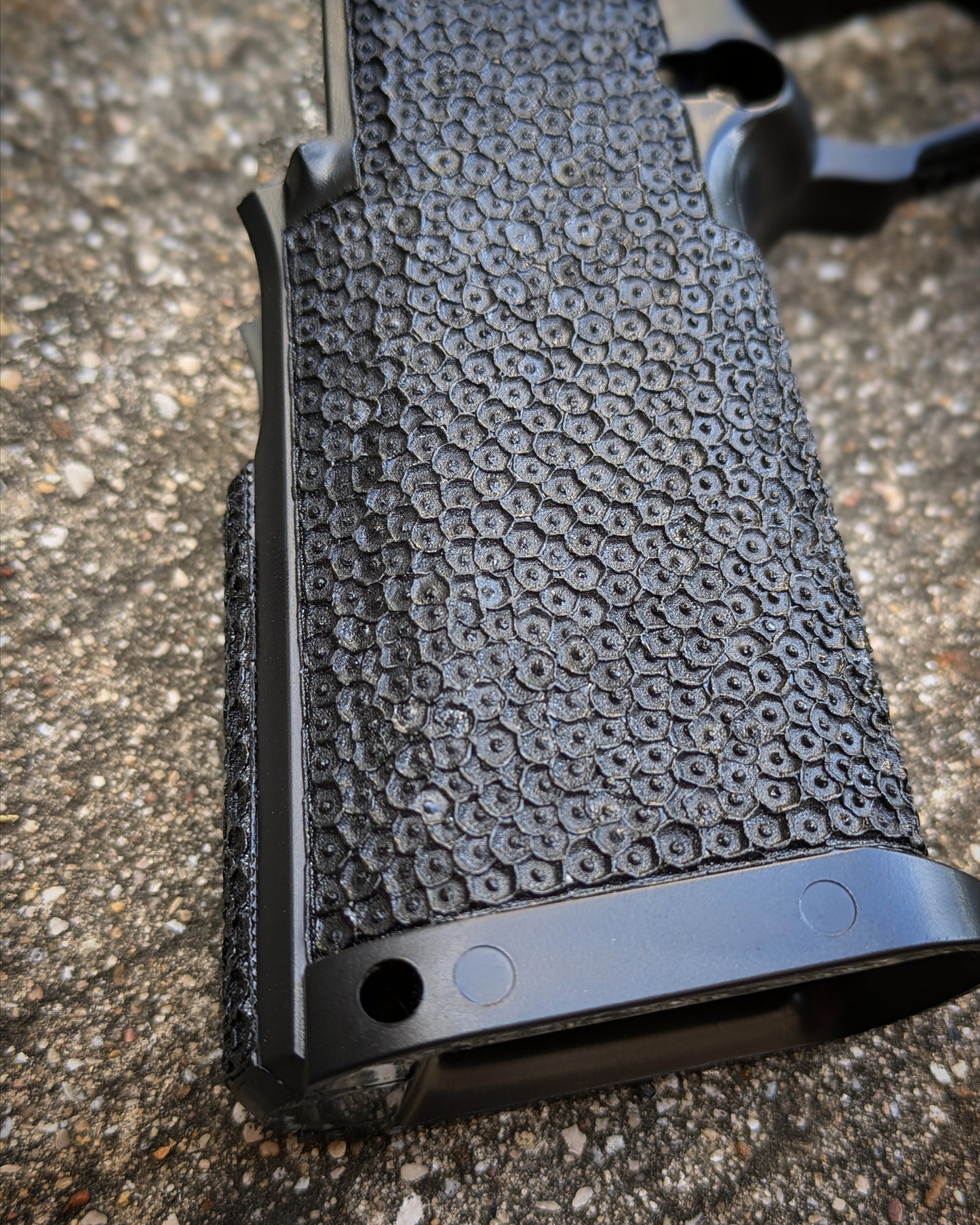 Cow Cow Hi-Capa 4.3/5.1 Stippled Grip - Eyes