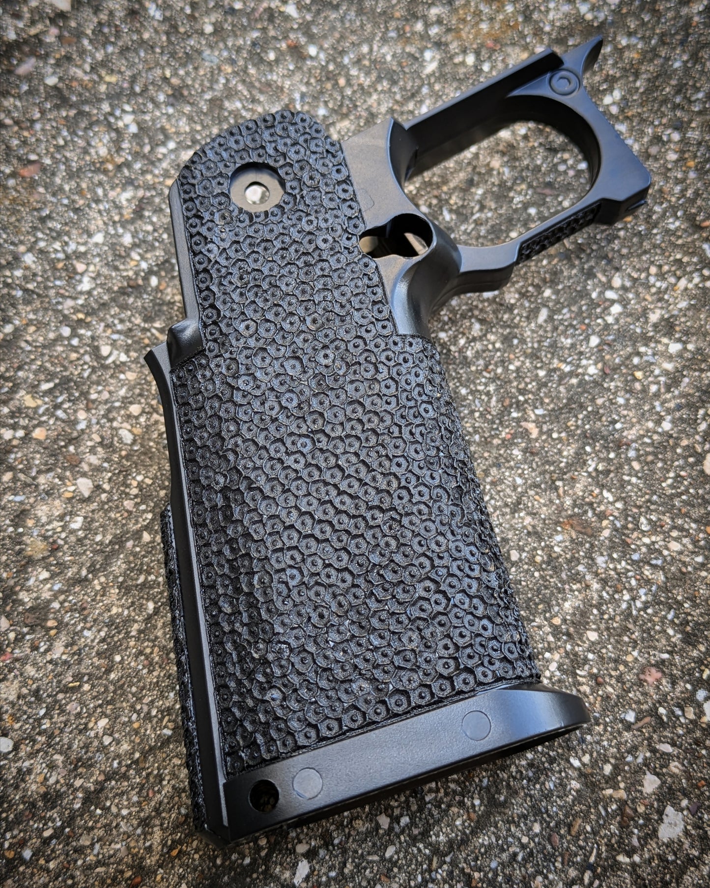 Cow Cow Hi-Capa 4.3/5.1 Stippled Grip - Eyes
