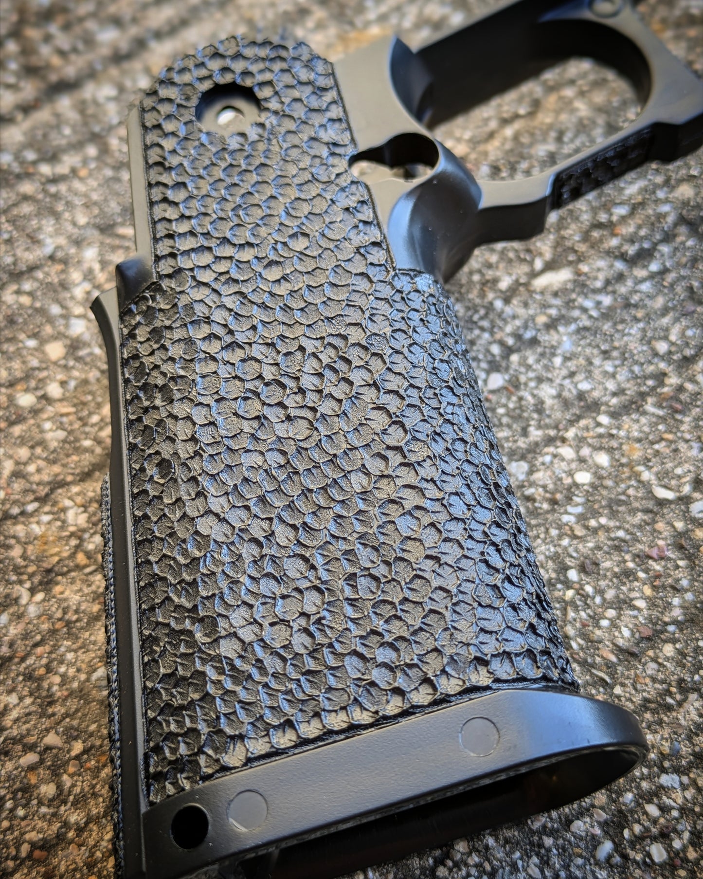 Cow Cow Hi-Capa 4.3/5.1 Stippled Grip - Catacombs
