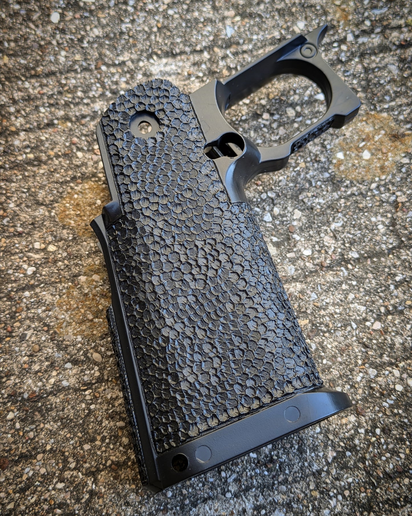 Cow Cow Hi-Capa 4.3/5.1 Stippled Grip - Catacombs
