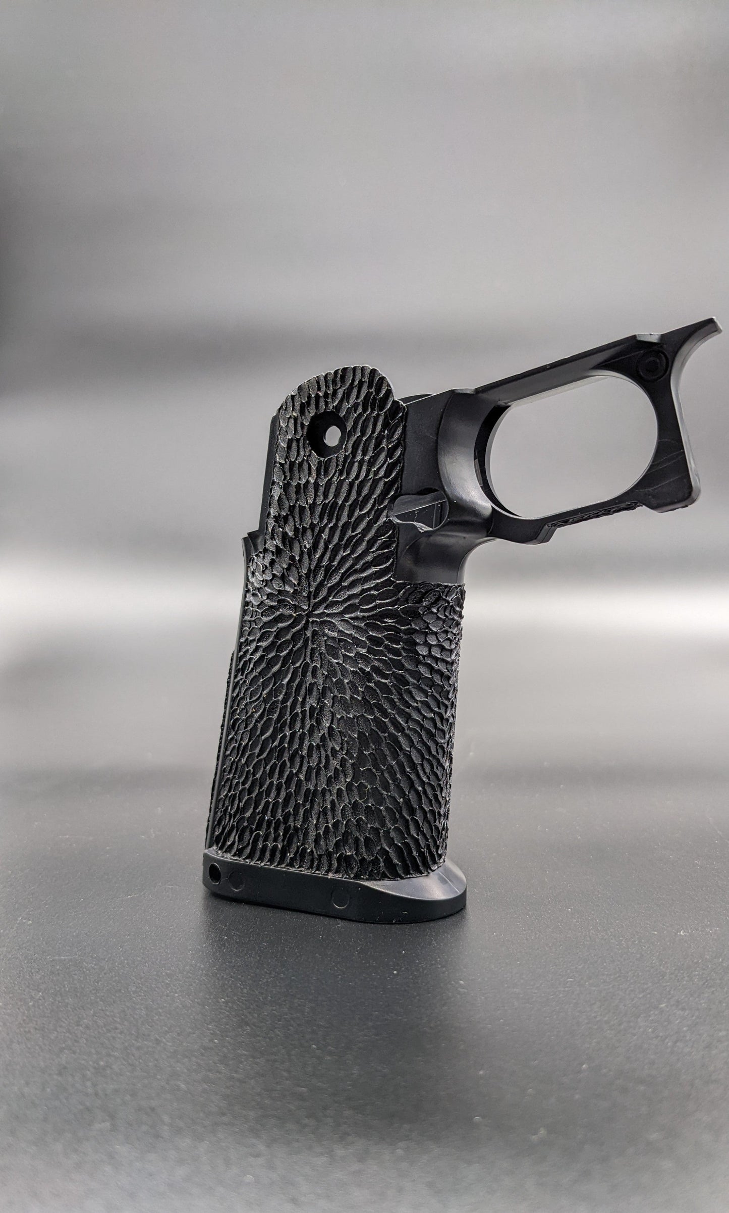 Cow Cow Hi-Capa 4.3/5.1 Stippled Grip - Out Burst