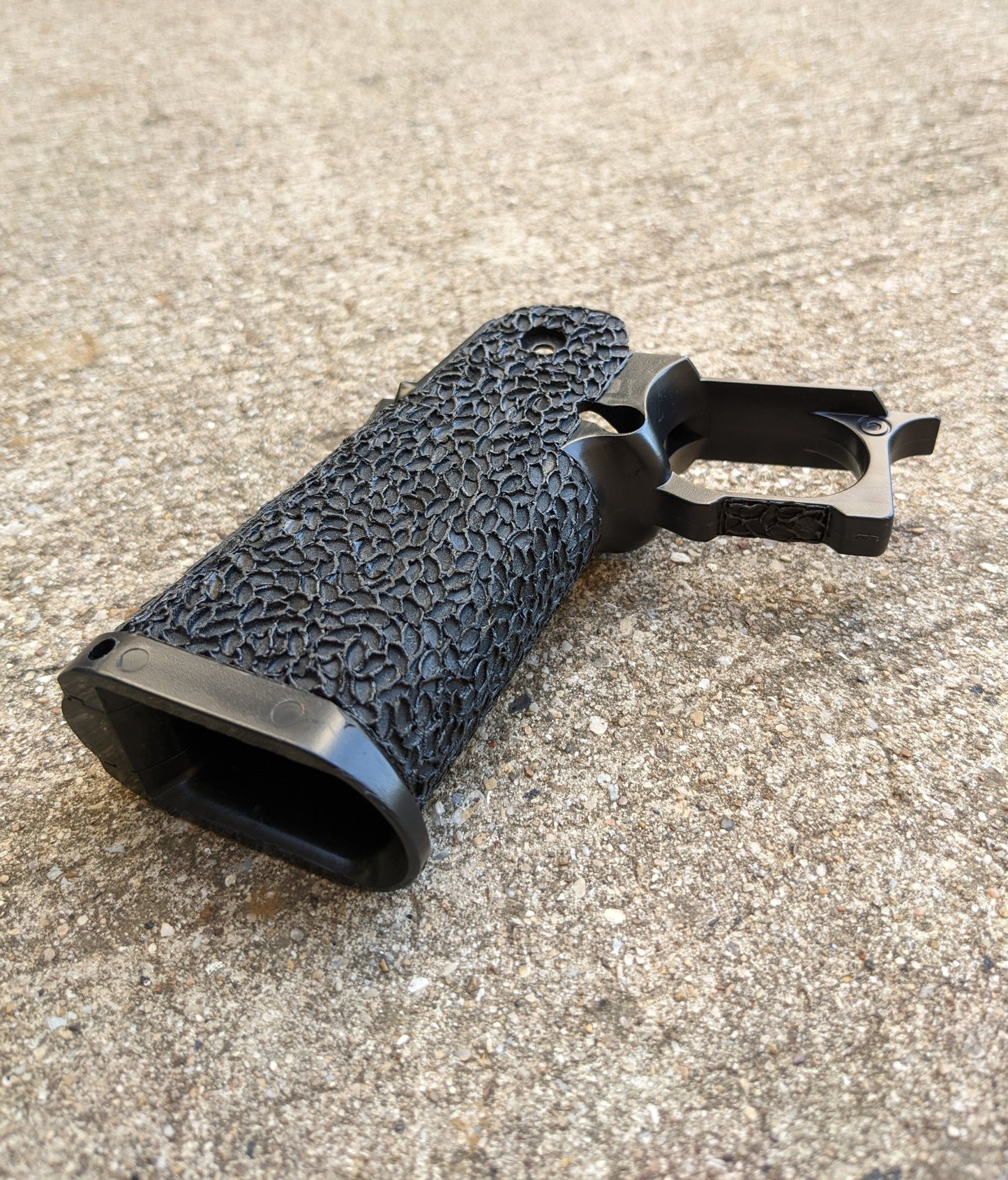 Cow Cow Hi-Capa 4.3/5.1 Stippled Grip - Leaf Hurricane