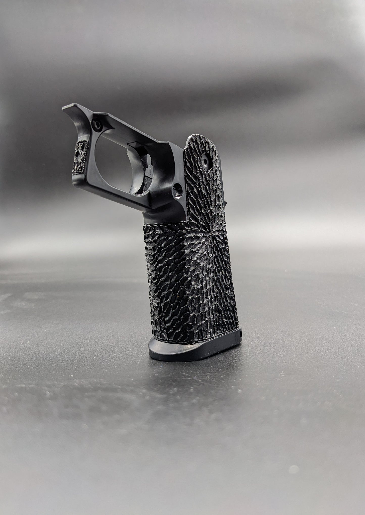 CowCow  Hi-capa grip 4.3/5.1 Airsoft Grip Stippled - Dahlia