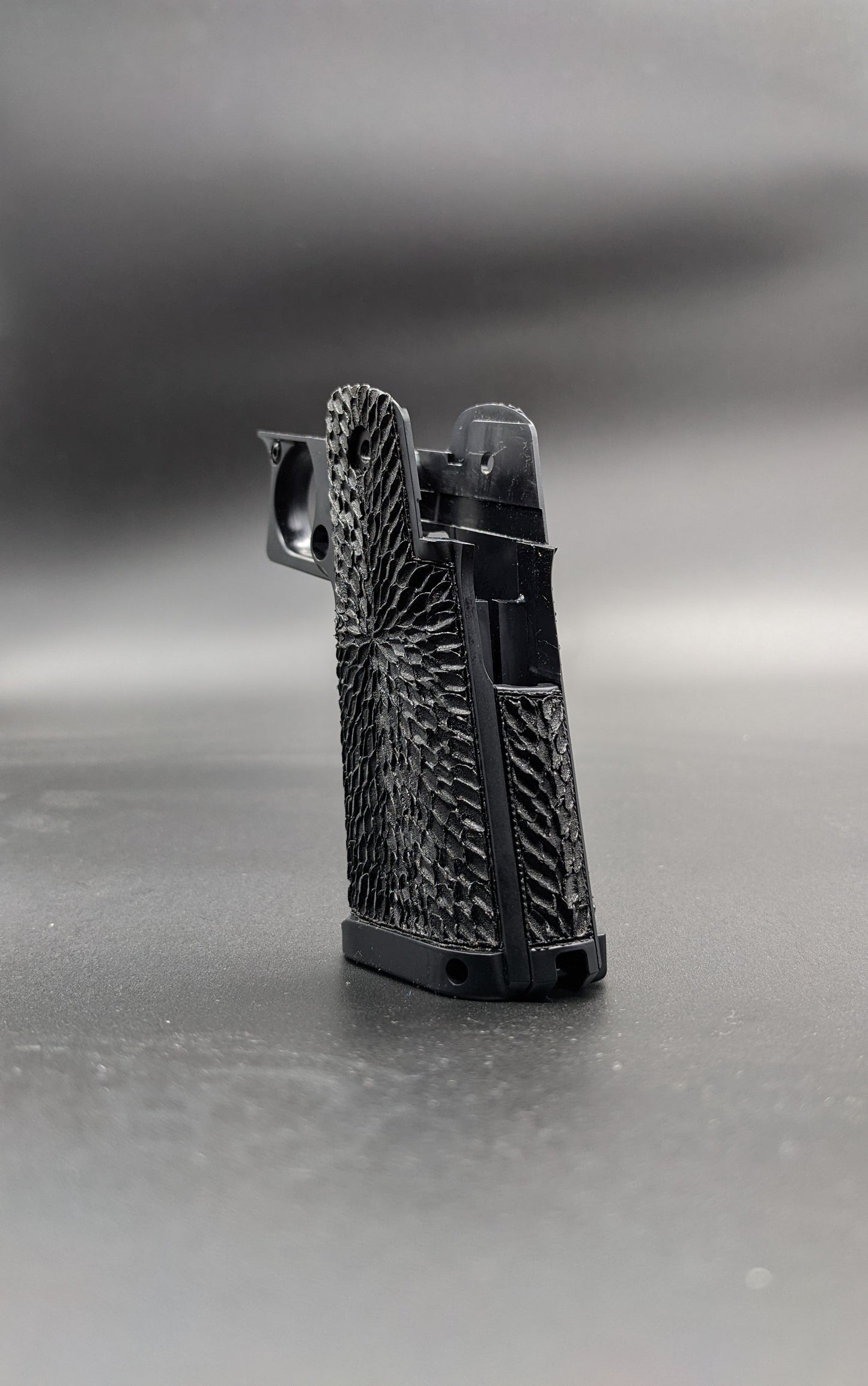 CowCow  Hi-capa grip 4.3/5.1 Airsoft Grip Stippled - Dahlia