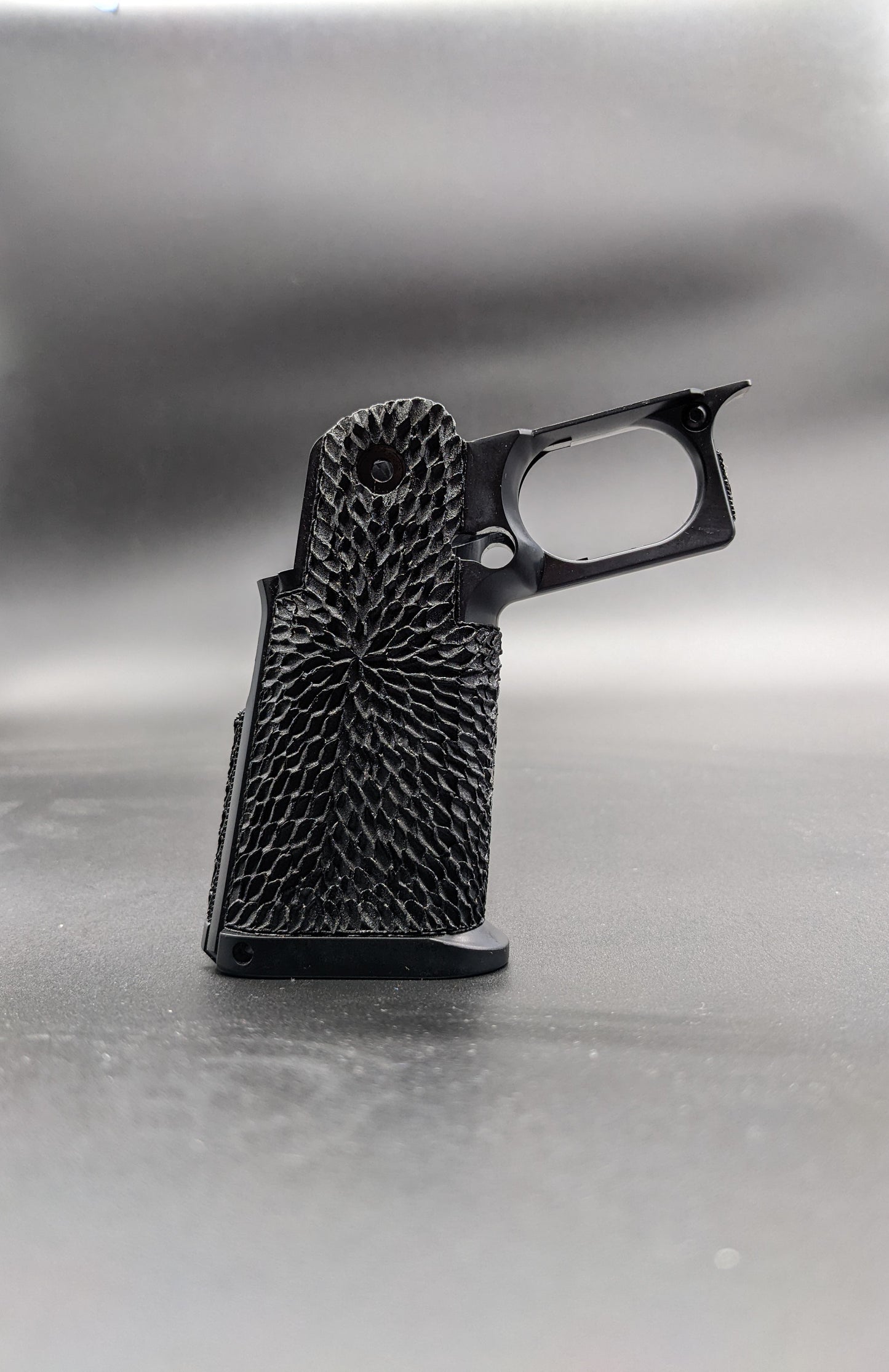 CowCow  Hi-capa grip 4.3/5.1 Airsoft Grip Stippled - Dahlia