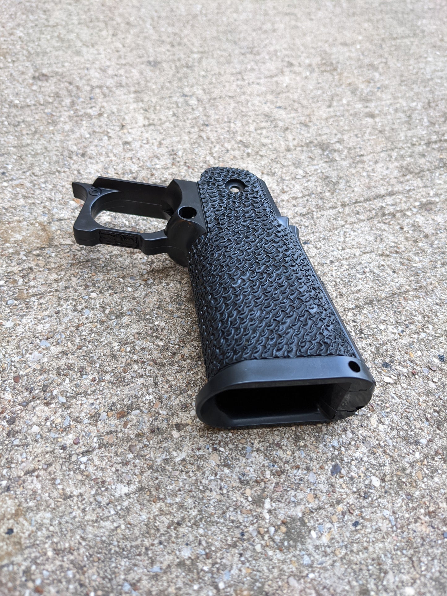Cow Cow Hi-Capa 4.3/5.1 Stippled Grip - Wave Chaser