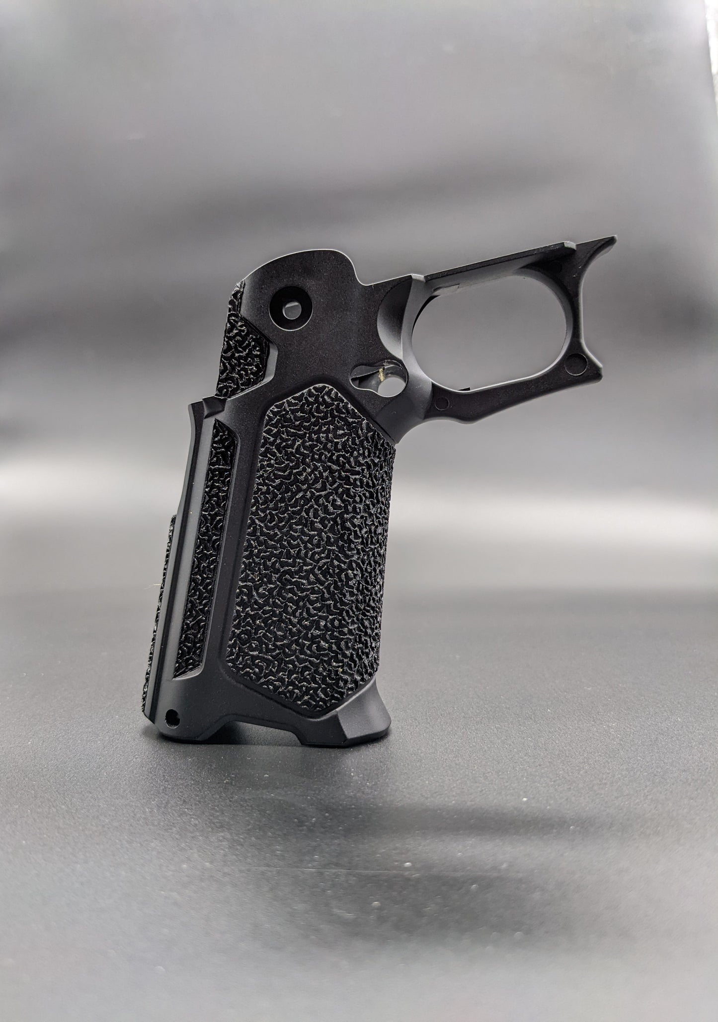 Laylax Slim Grip Type-R - Vector Stipple