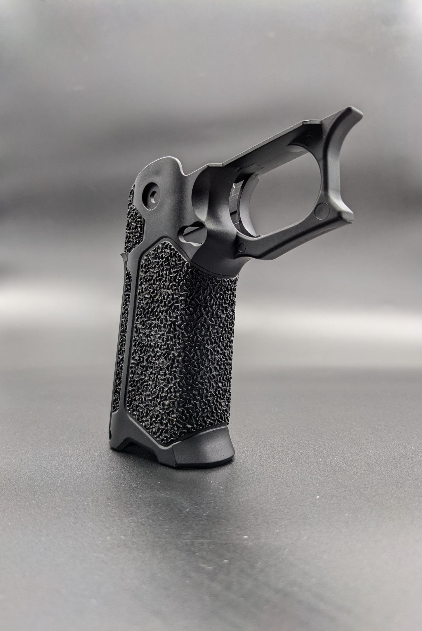 Laylax Slim Grip Type-R - Vector Stipple