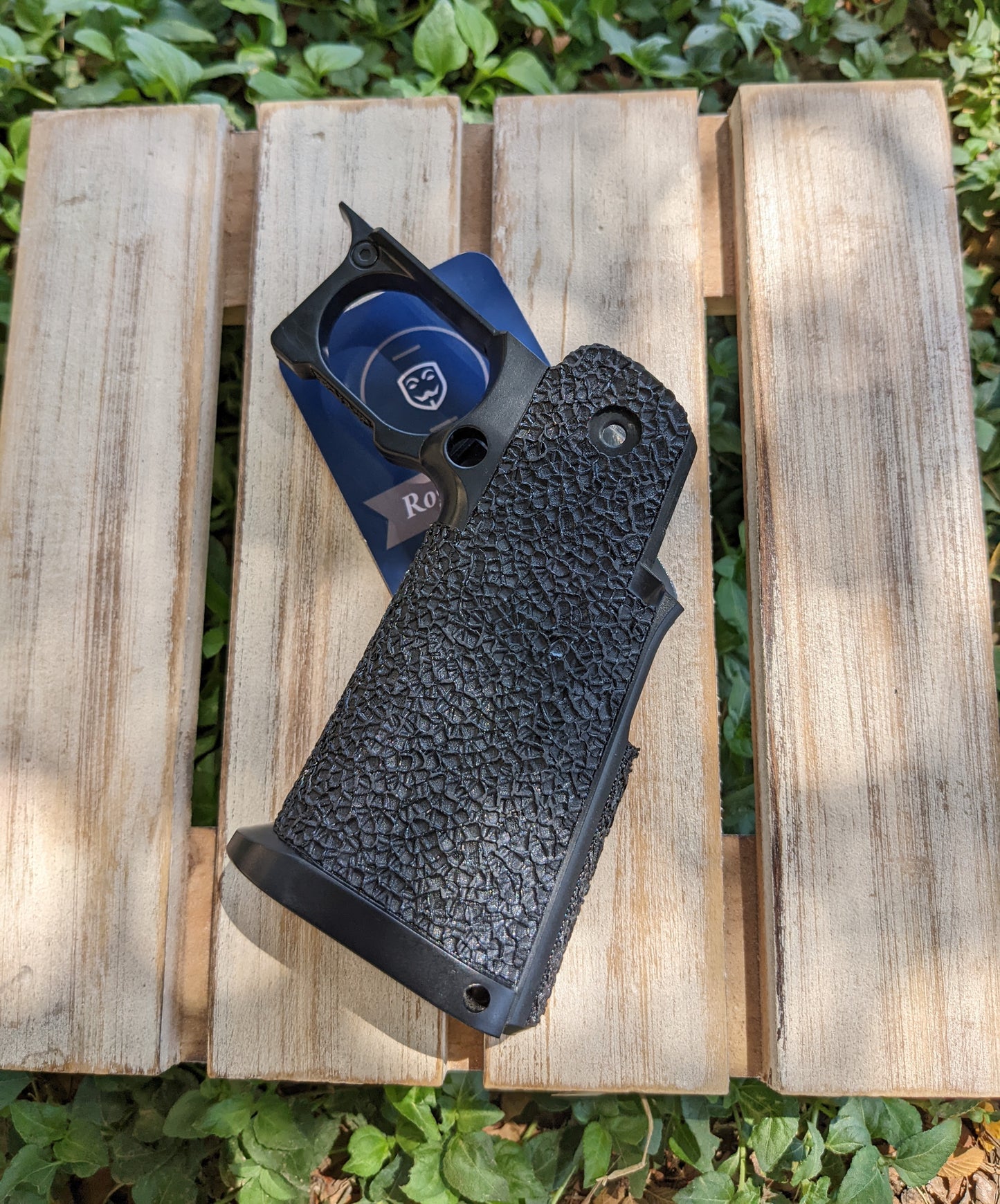 Cow Cow Hi-Capa 4.3/5.1 Stippled Grip - Hive