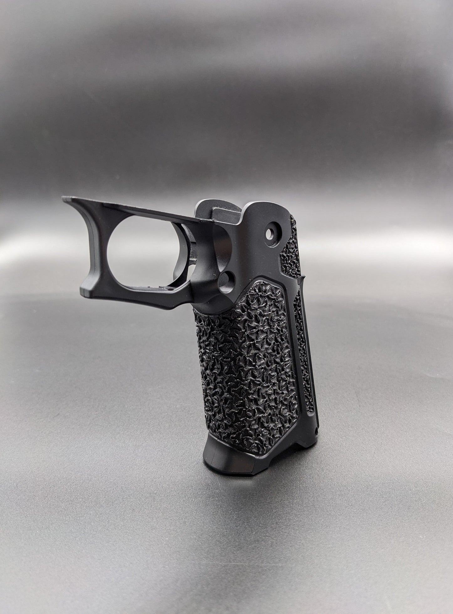 Laylax Slim Grip Type-R - Tri-Hard/Vector Stipple