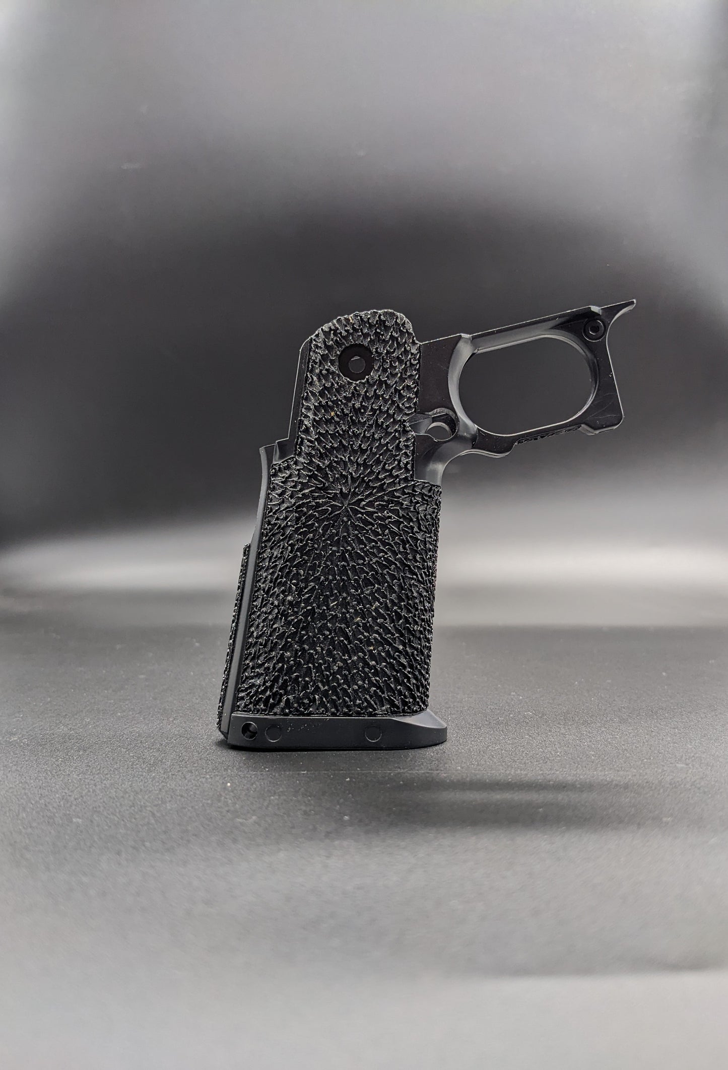 Cow Cow Hi-Capa 4.3/5.1 Stippled Grip - Shards