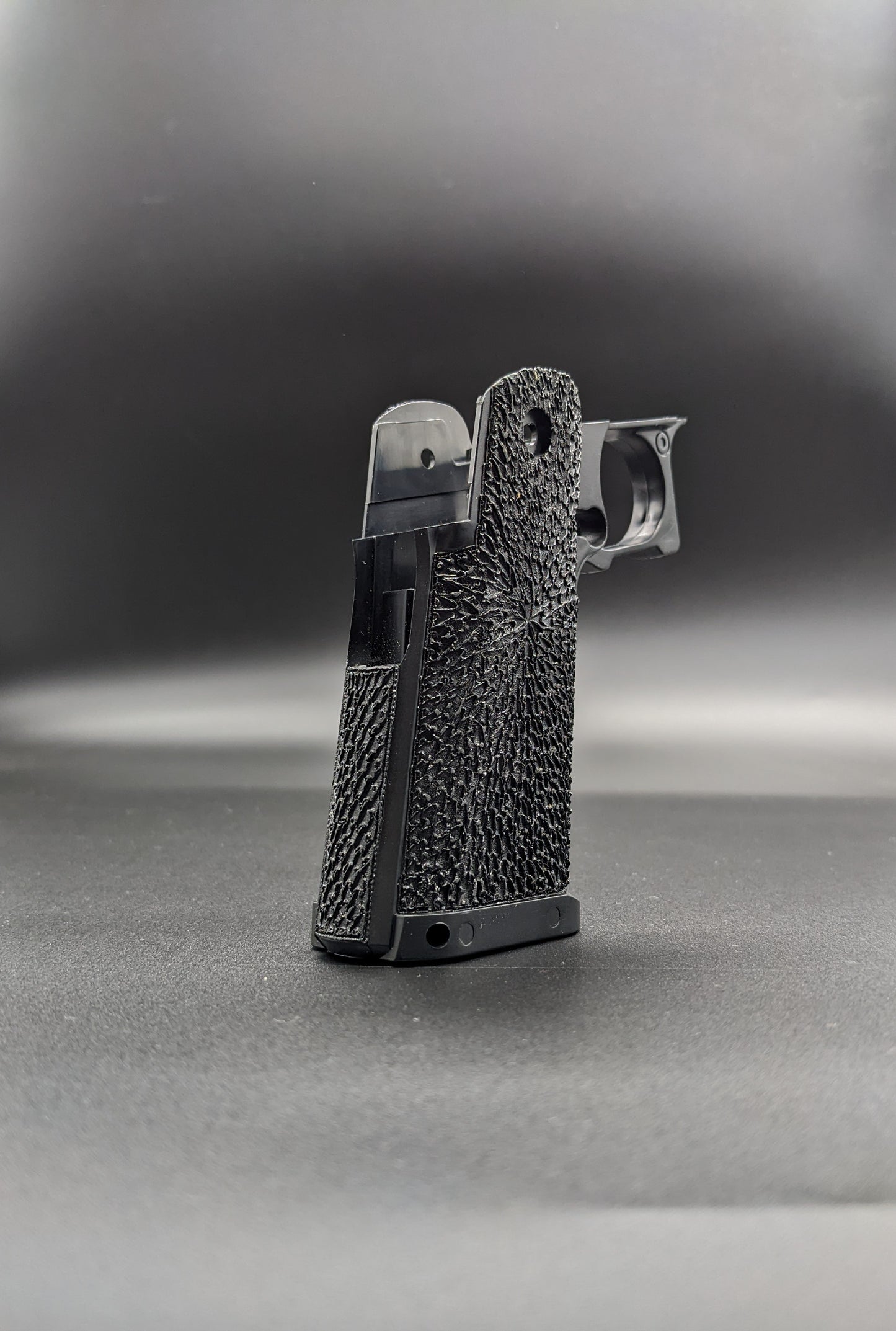 Cow Cow Hi-Capa 4.3/5.1 Stippled Grip - Shards