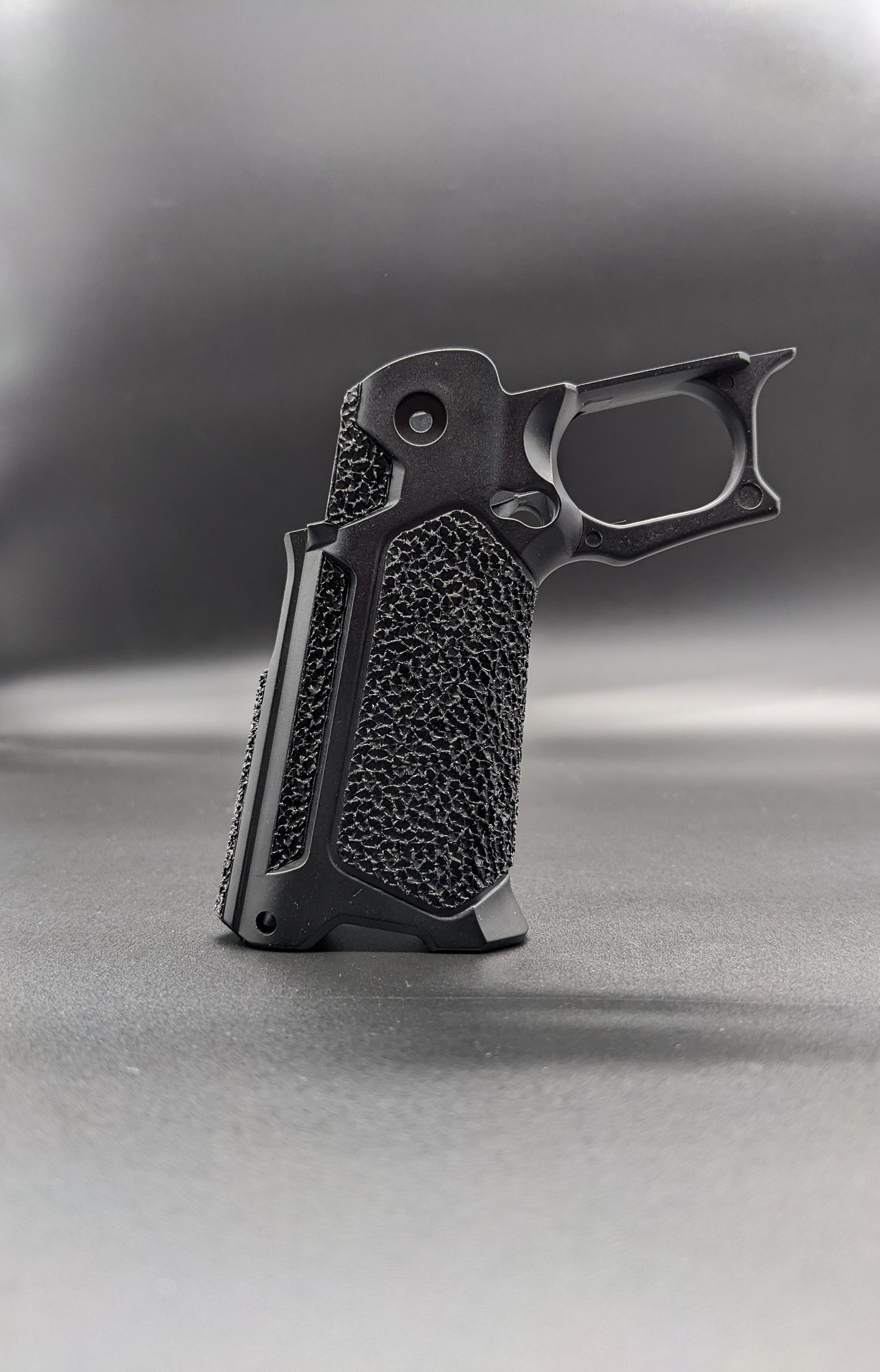Laylax Hi-Capa 4.3/5.1 Slim Grip Type-R - Parasite