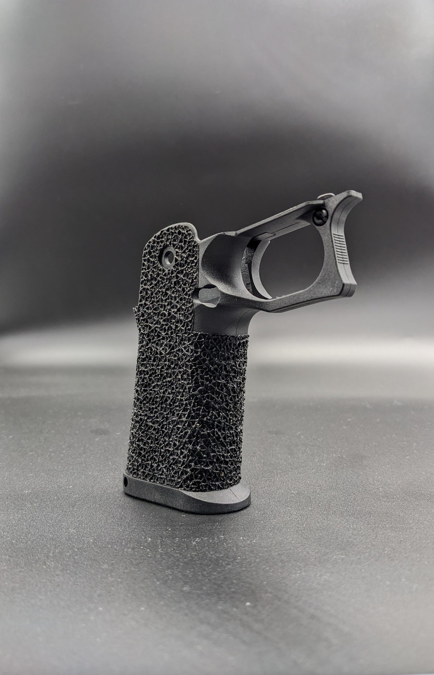 ICS 4.3/5.1 Hi-Capa Airsoft Grip Custom Stippled - Windmill