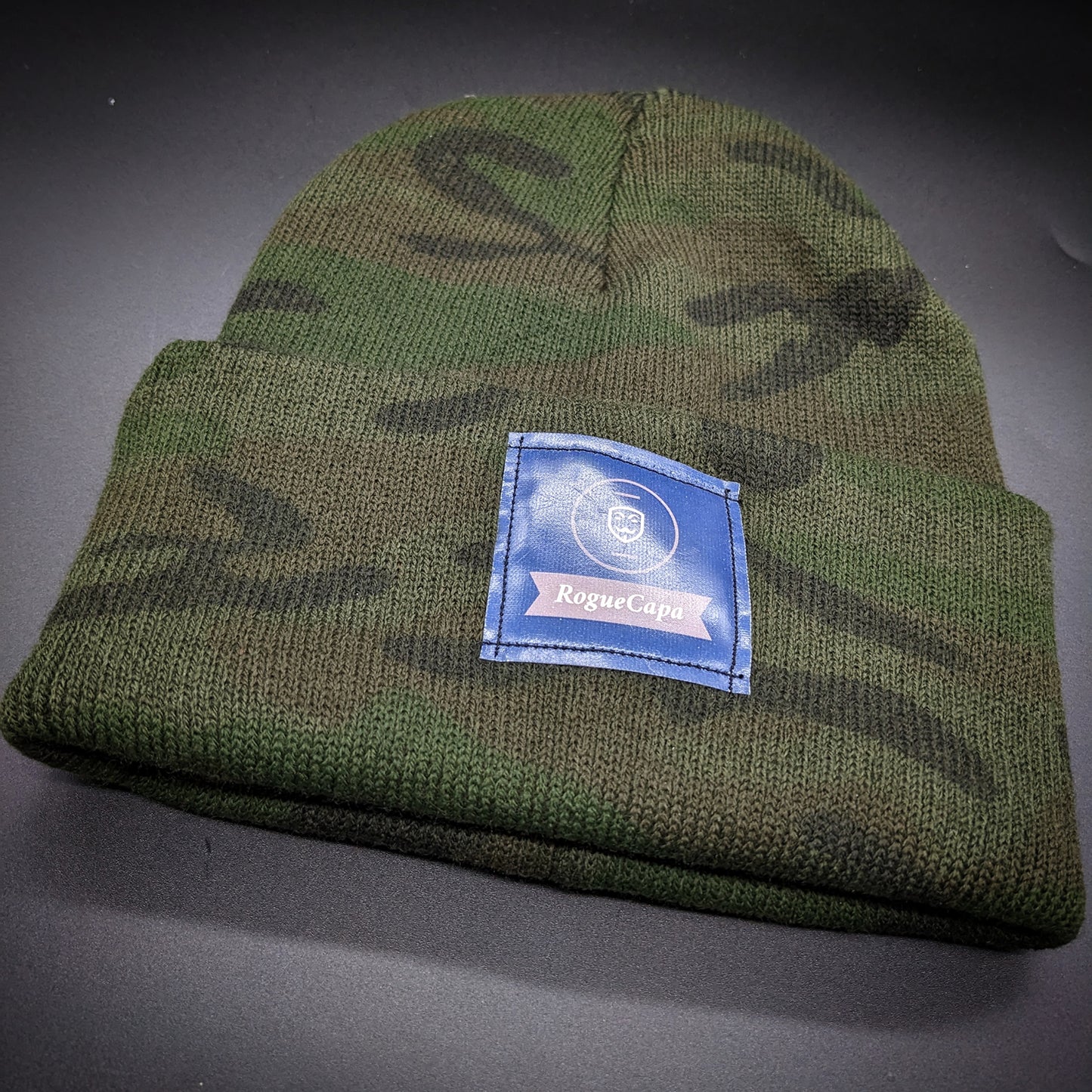 Rogue Capa Knitted Cuffed Beanie