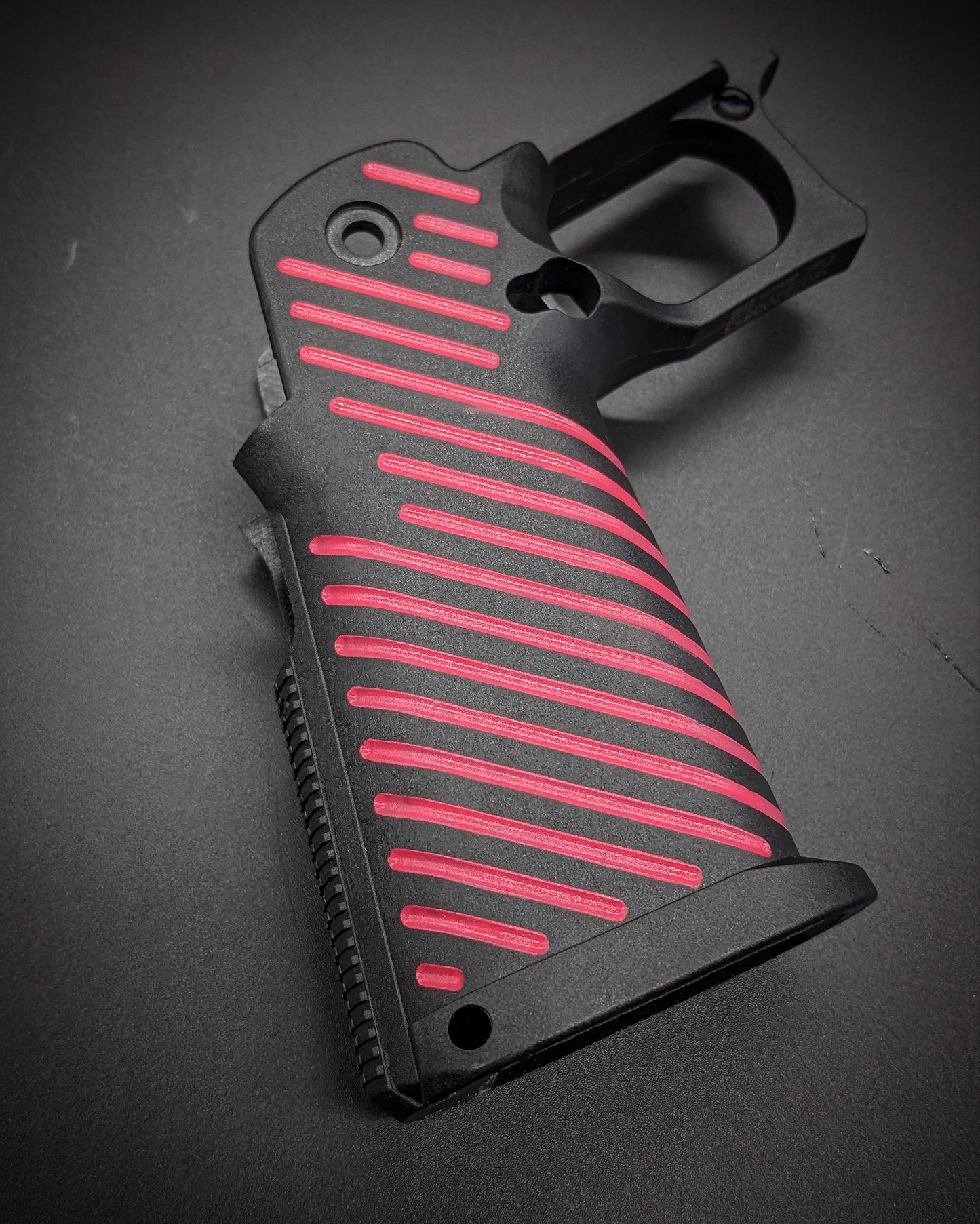 ICS 4.3/5.1 Hi-Capa Airsoft Grip - Stock (Red LInes)