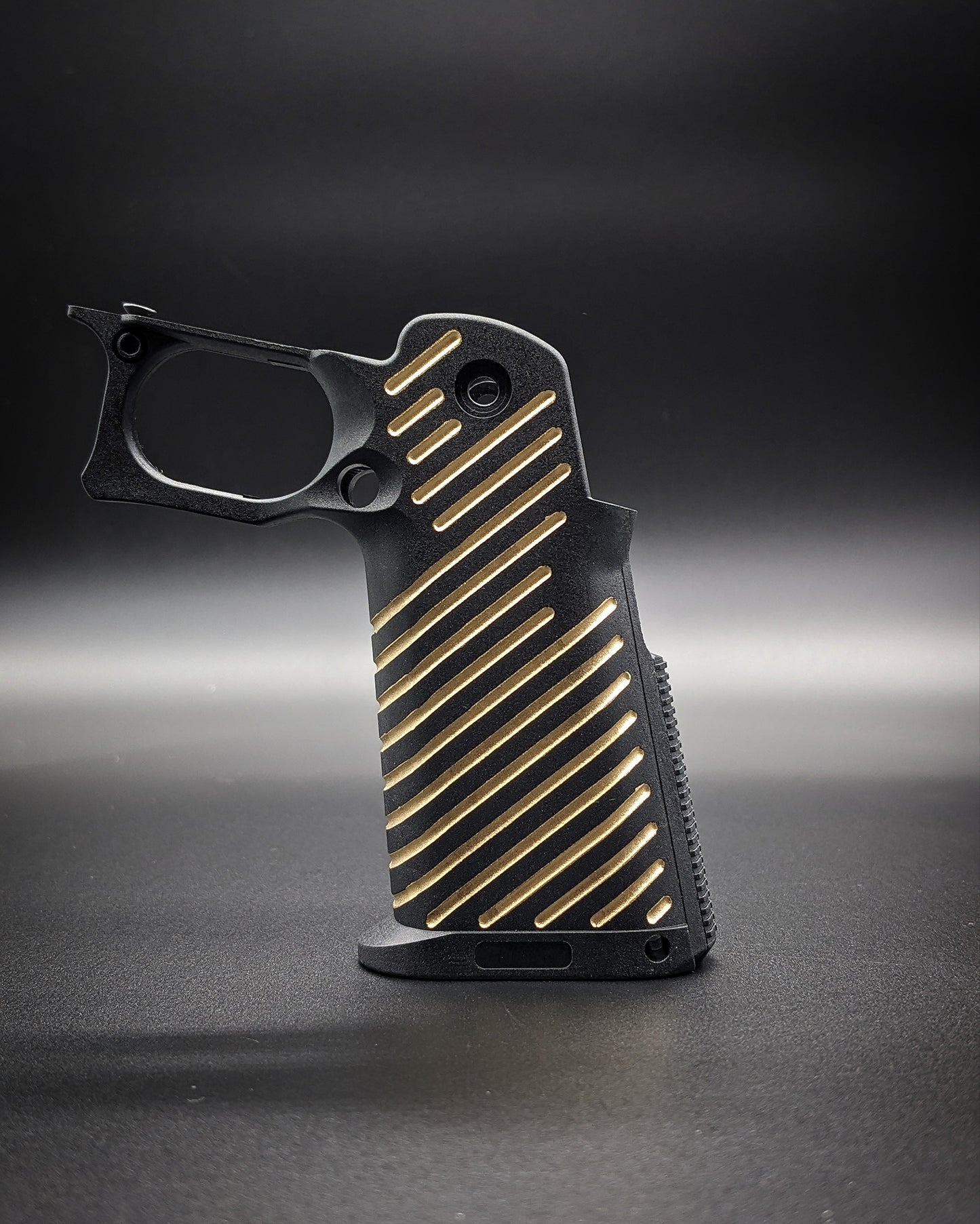 ICS 4.3/5.1 Hi-Capa Airsoft Grip - Stock (Gold Lines)