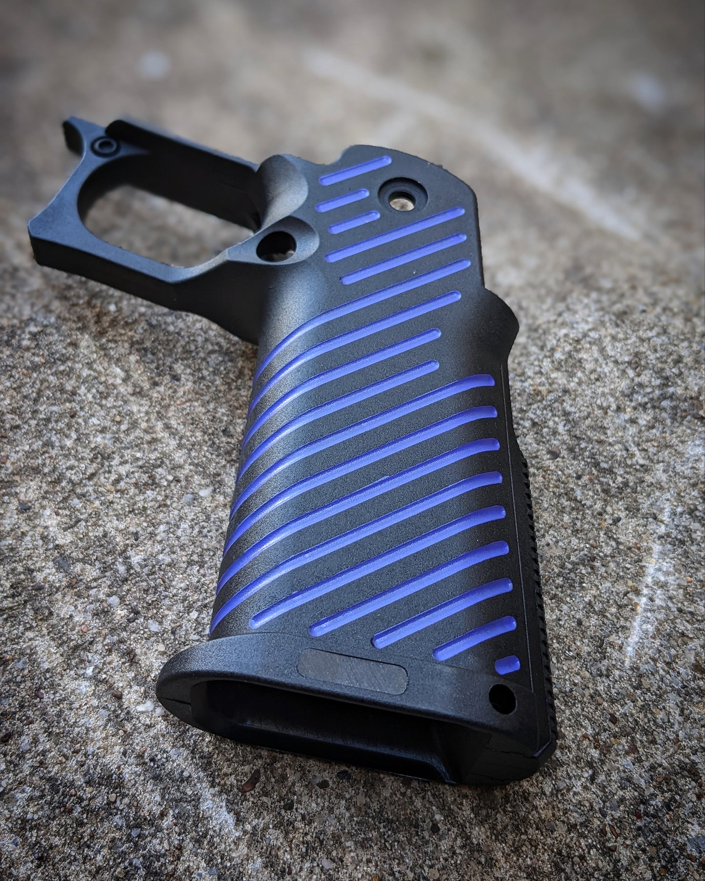ICS 4.3/5.1 Hi-Capa Airsoft Grip - Stock (Purple Lines)