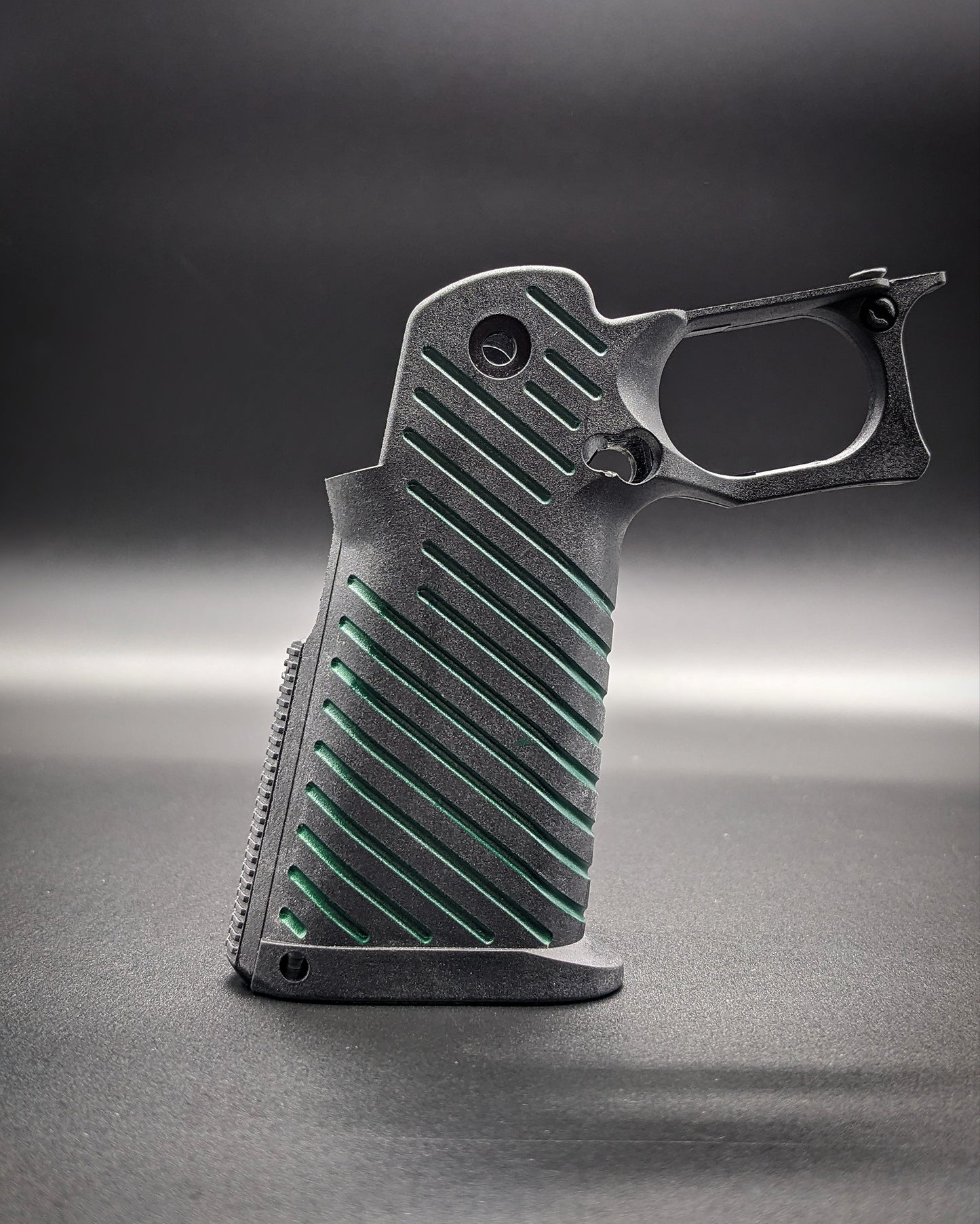 ICS 4.3/5.1 Hi-Capa Airsoft Grip - Stock (Green Lines)