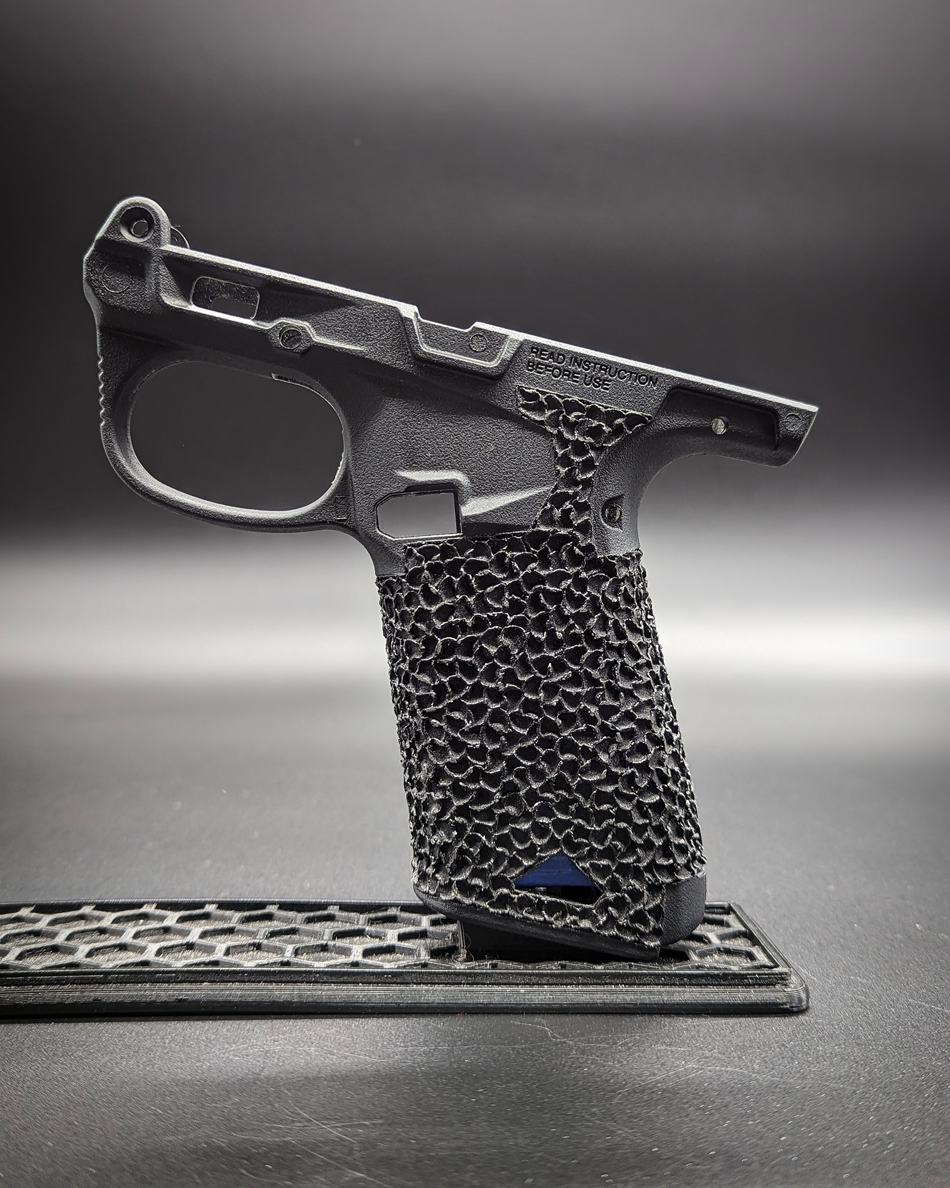 AAP-01 Stippled Grips – roguecapa